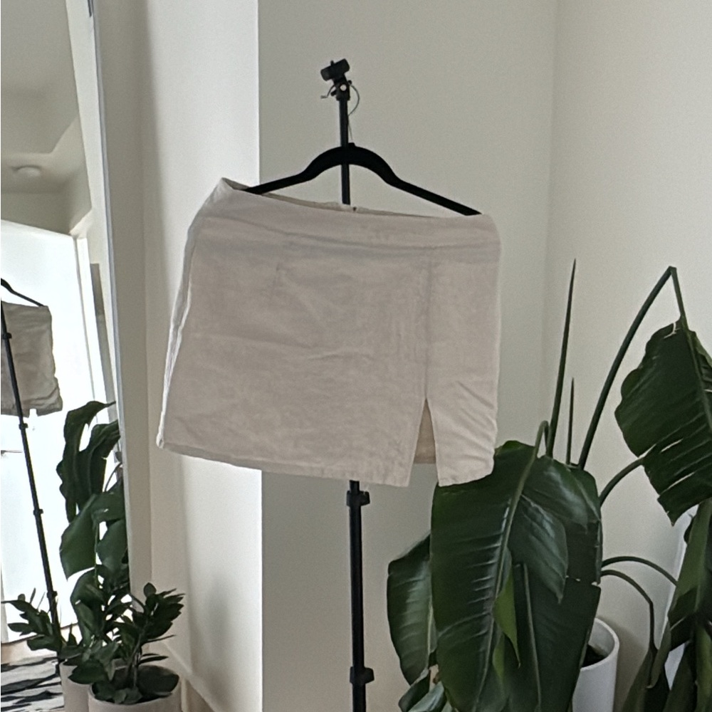 Linen mini skirt